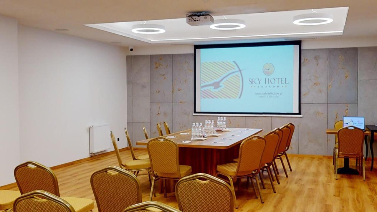 Sky Hotel Krakow Luaran gambar